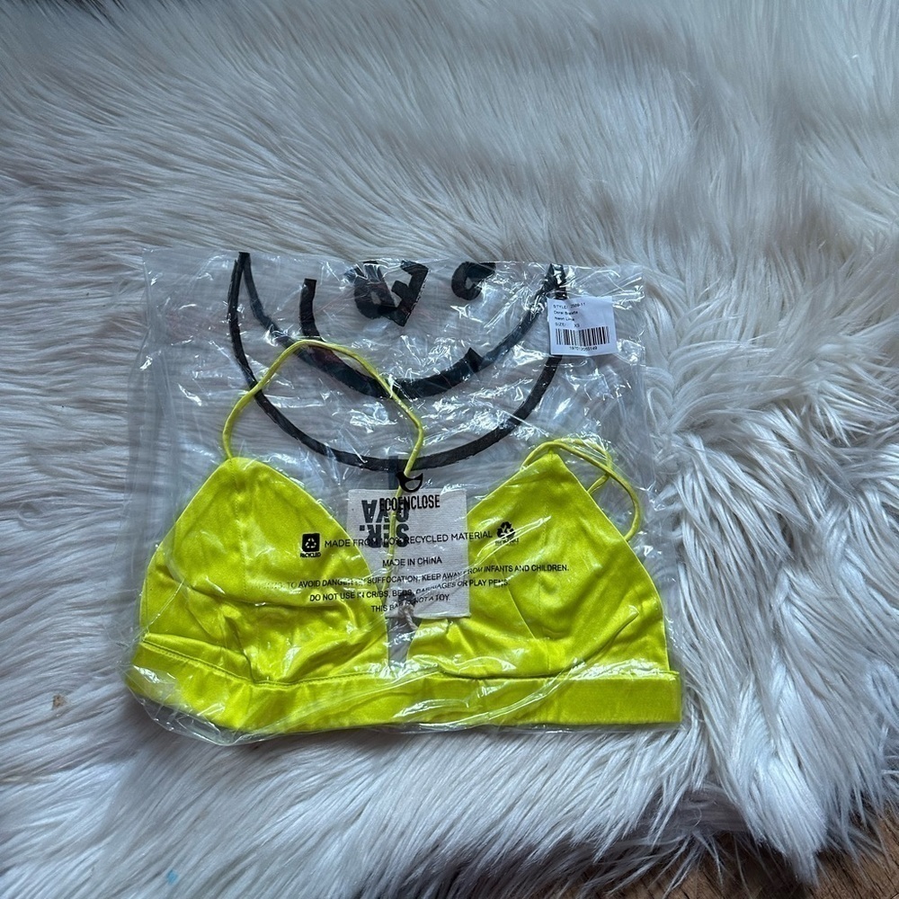 SER.O.YA Doral Bralette In Neon Lime - Picture 5 of 6